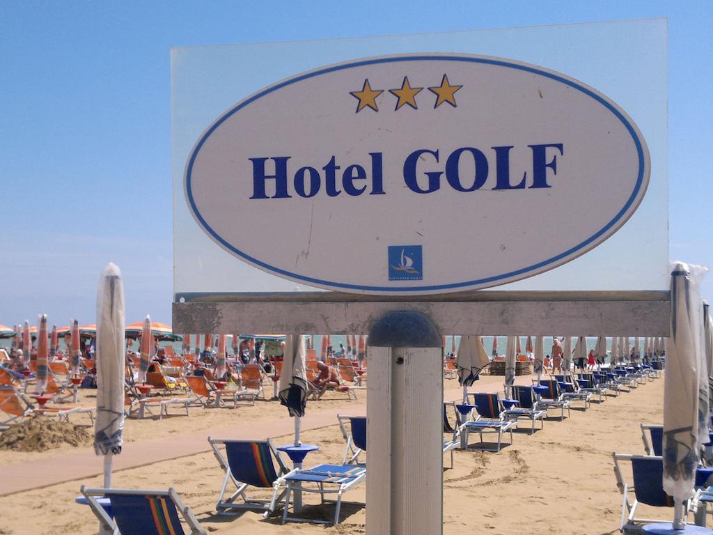 Hotel Golf ***S Бібіоне Екстер'єр фото